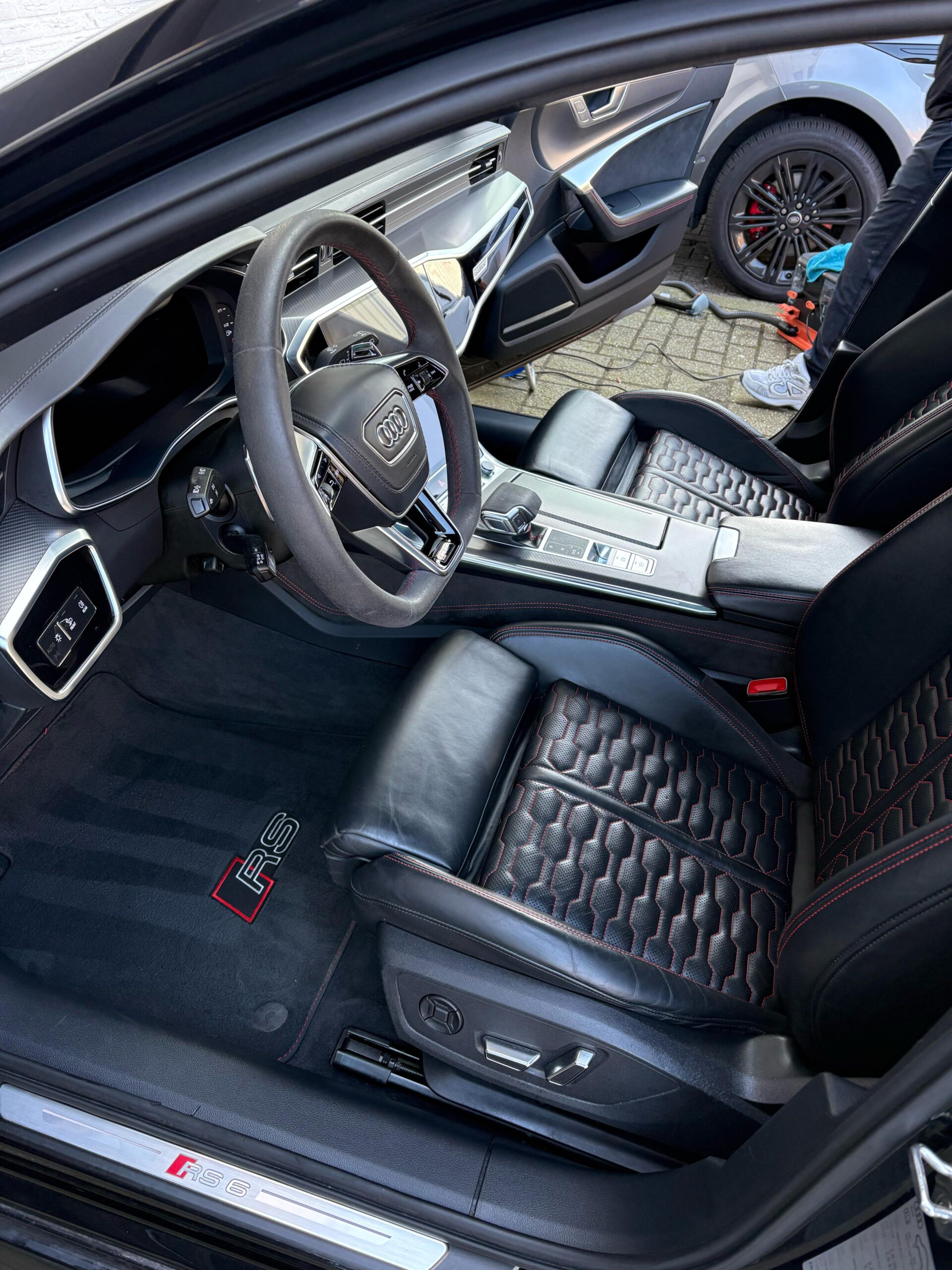 Gereinigde-AUDI-RS